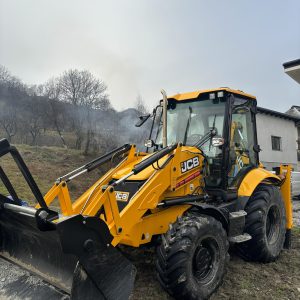 Inchiriere Buldoexcavator